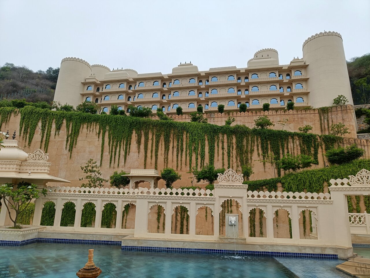 Aurika Luxury